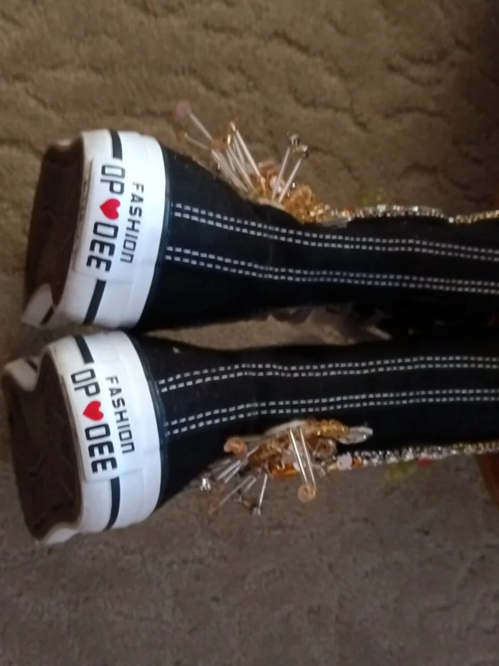 Opoee Girls embellished high tops size 3